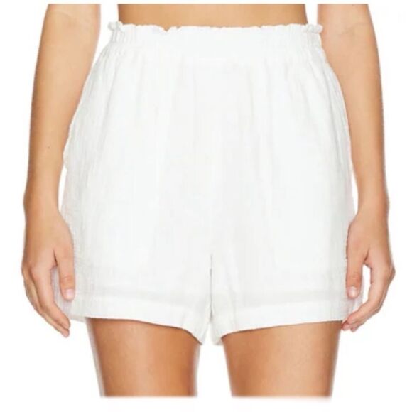 NEW RAILS Leighton shorts in white size large